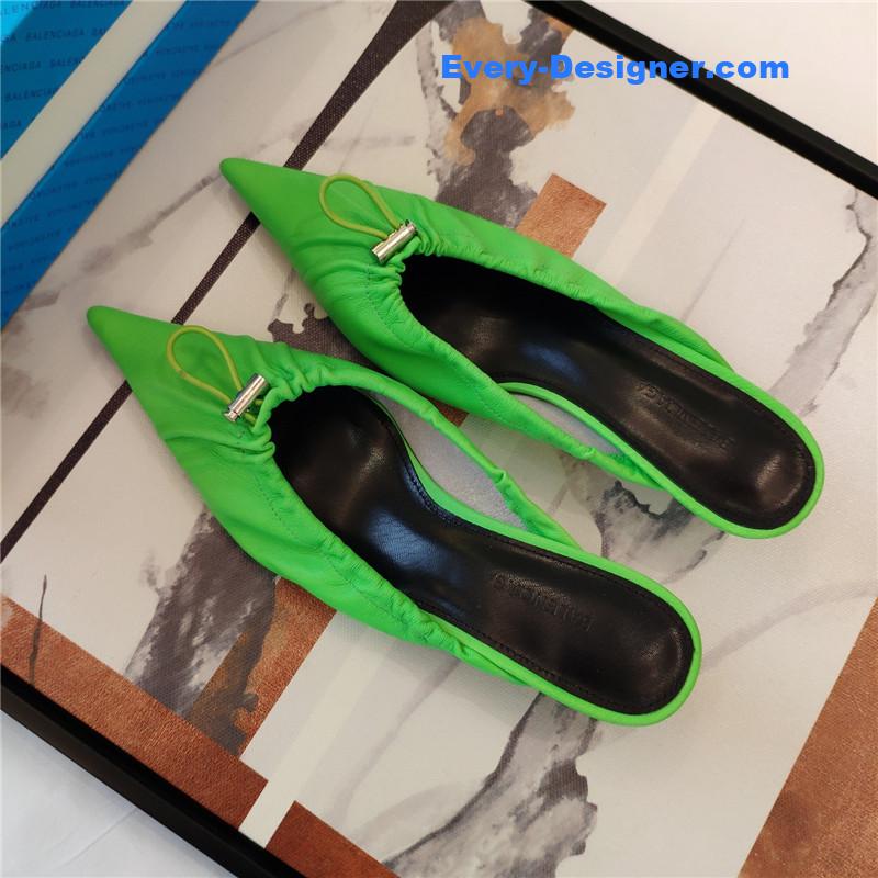 Ba1en*iaga’s new knife-heel kitten-heel elastic cuffed shoes