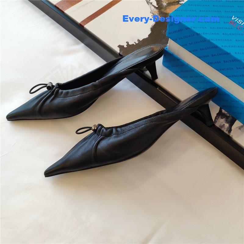 Ba1en*iaga’s new knife-heel kitten-heel elastic cuffed shoes