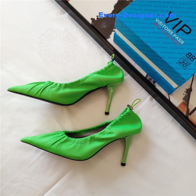 Ba1en*iaga’s new knife-heel kitten-heel elastic cuffed shoes