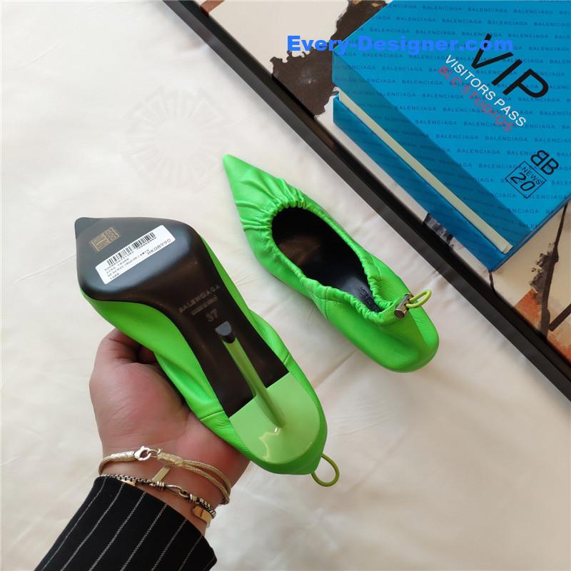 Ba1en*iaga’s new knife-heel kitten-heel elastic cuffed shoes