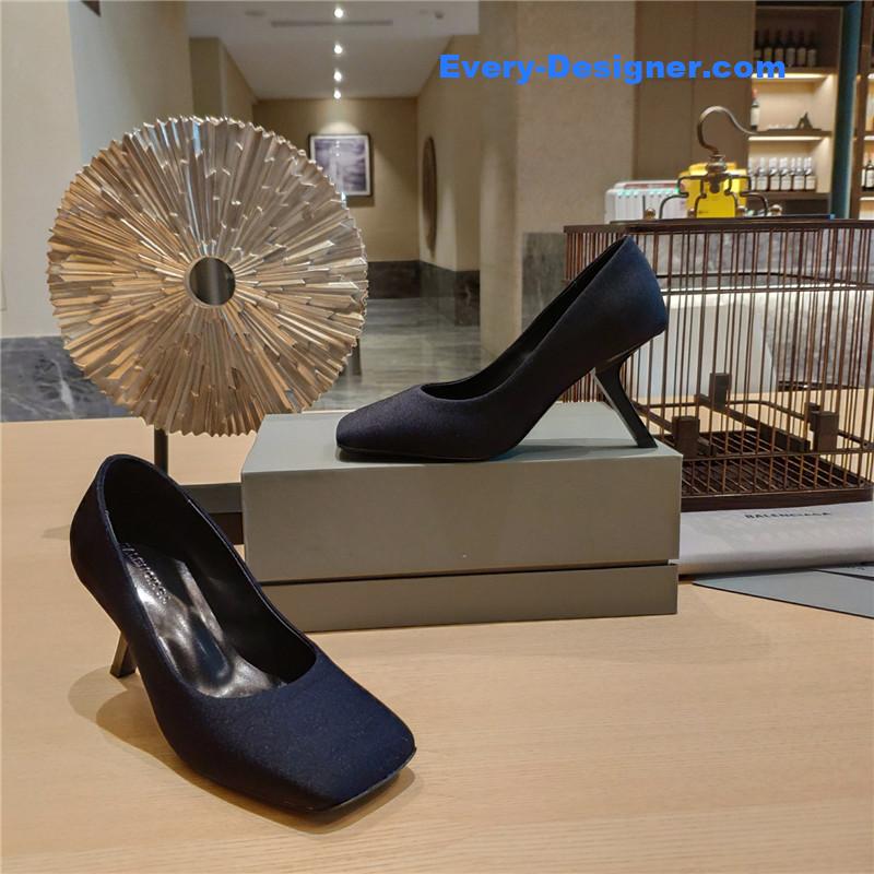 Ba1en*iaga new figure 7 shoes