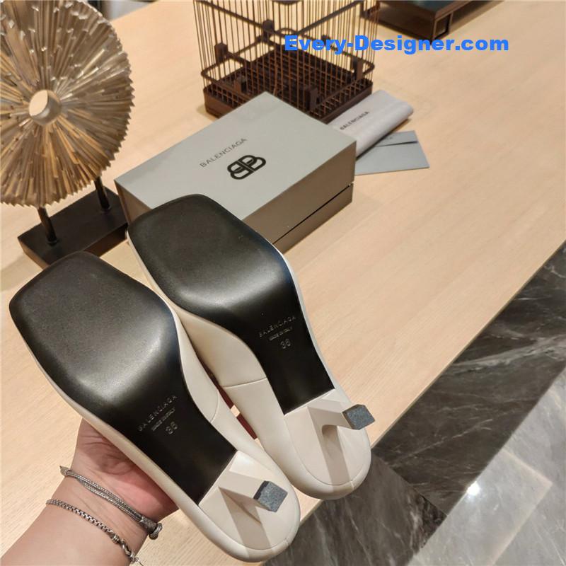 Ba1en*iaga new figure 7 shoes