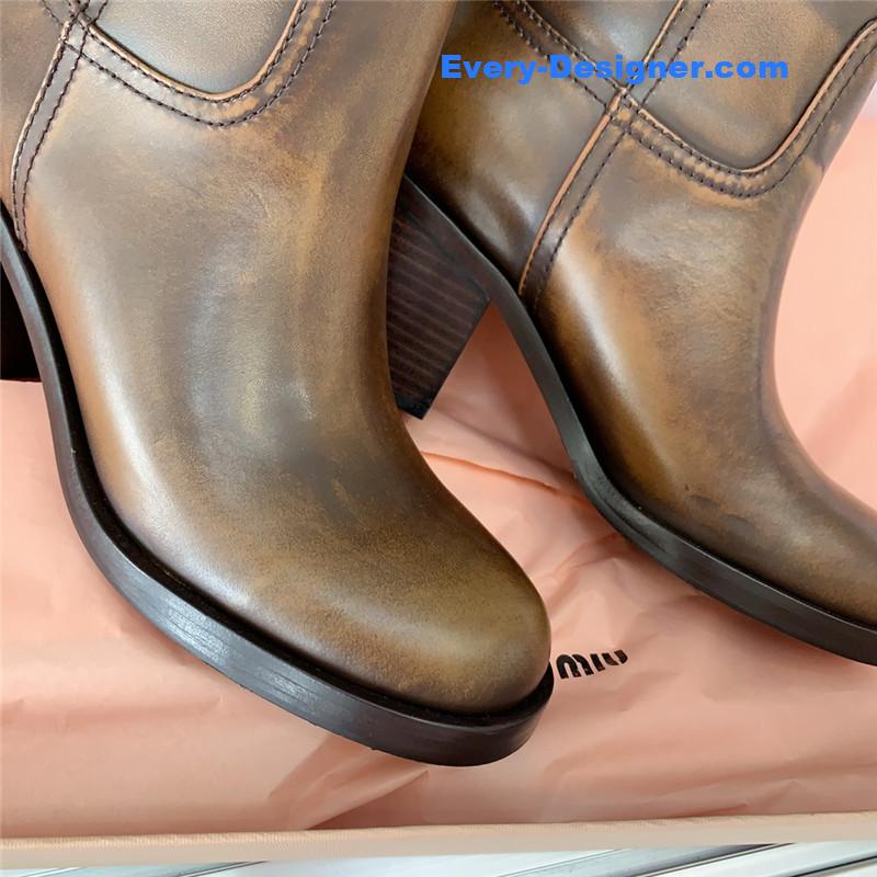 M1um1u new knight boots