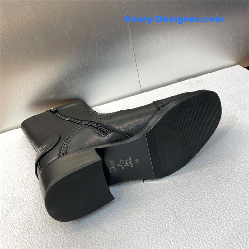 D10r thick heel round toe slip-on belt buckle knight boots