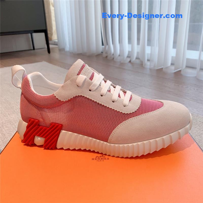 H**me5 pink bouncing sneakers