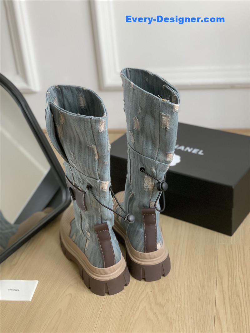 CC hidden canvas boots