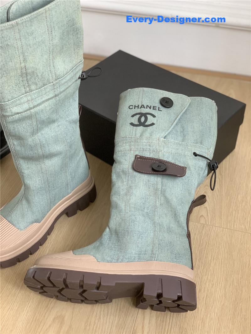 CC hidden canvas boots