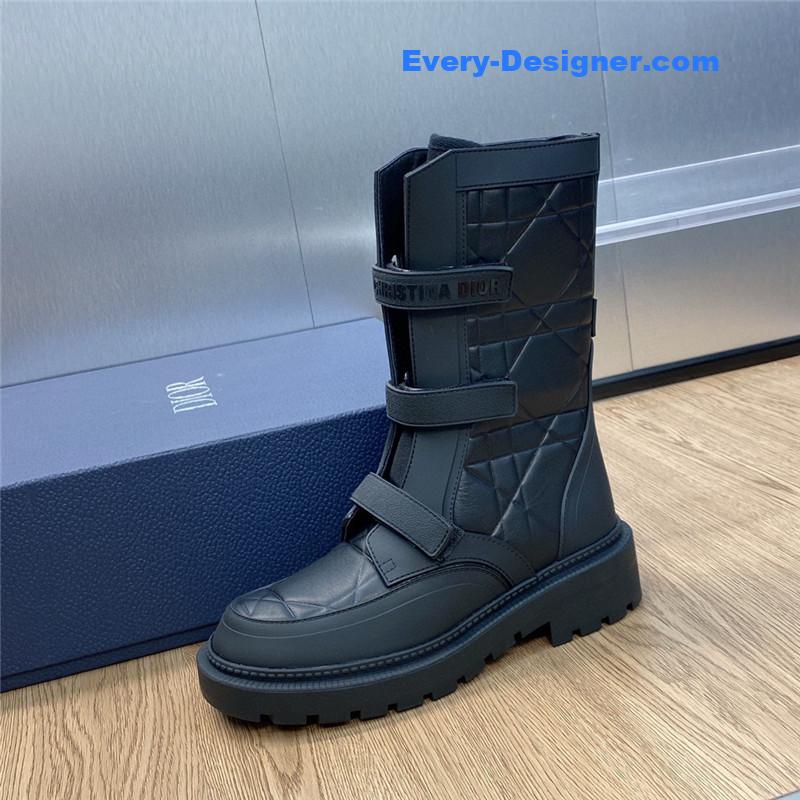 D10r black d-major ankle boots