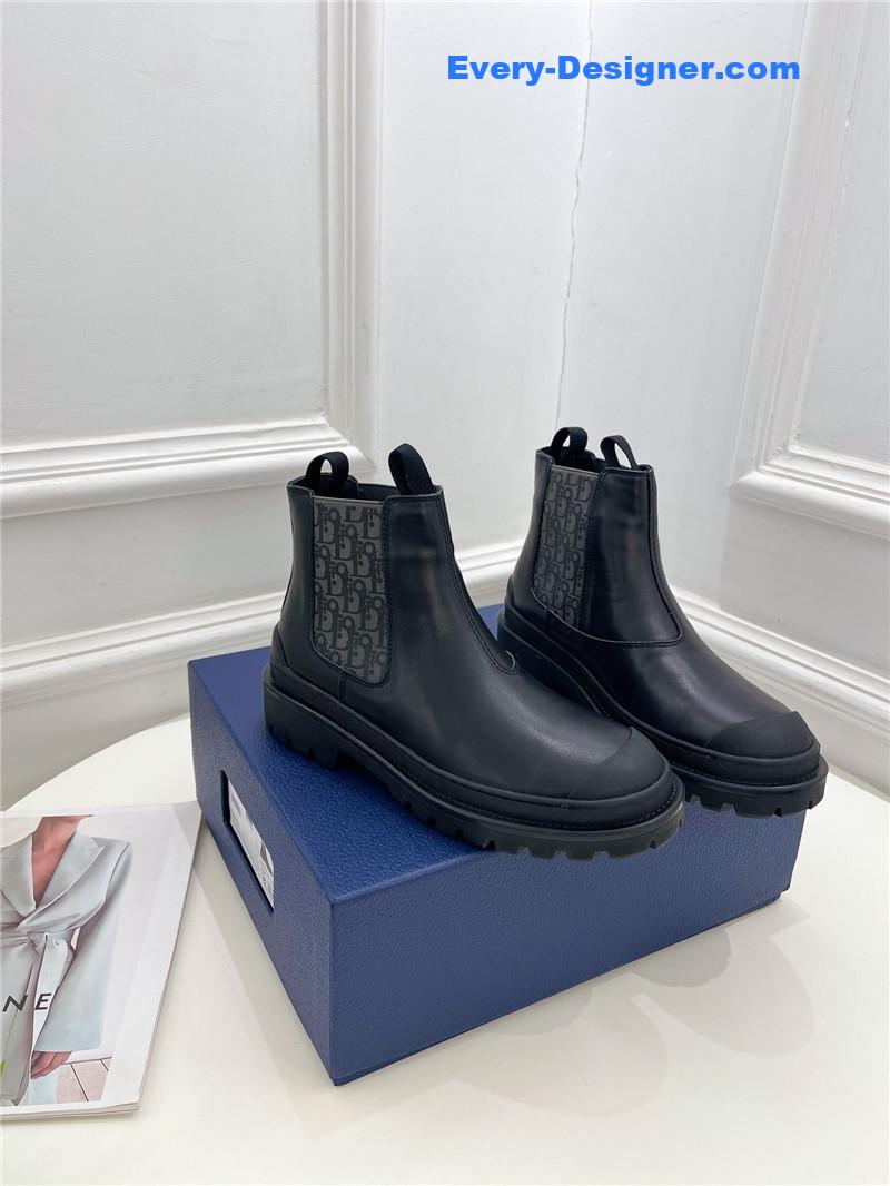 D10r new wool boots