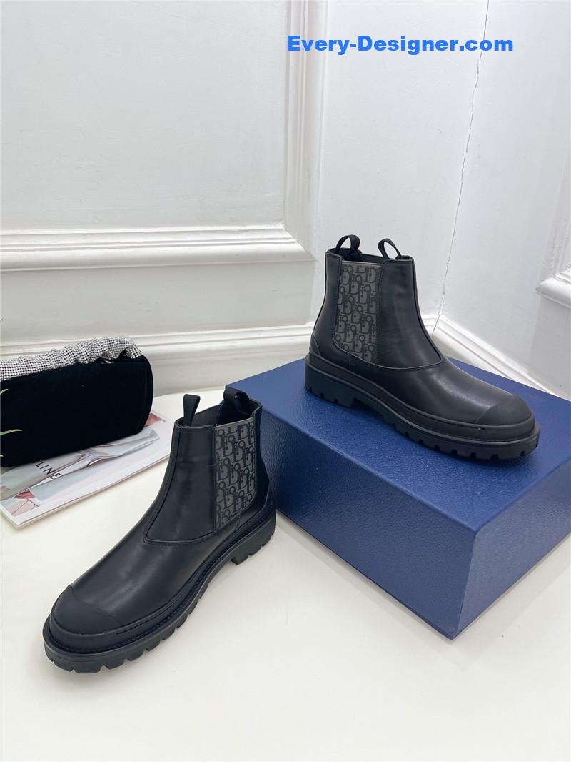 D10r new wool boots