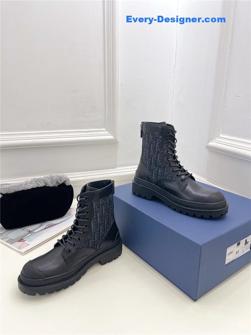 D10r new wool boots
