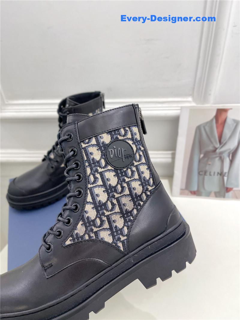 D10r new wool boots