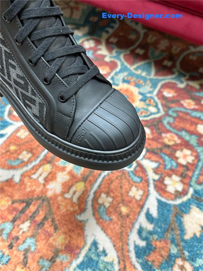 F**di new presbyopia lace-up martin boots