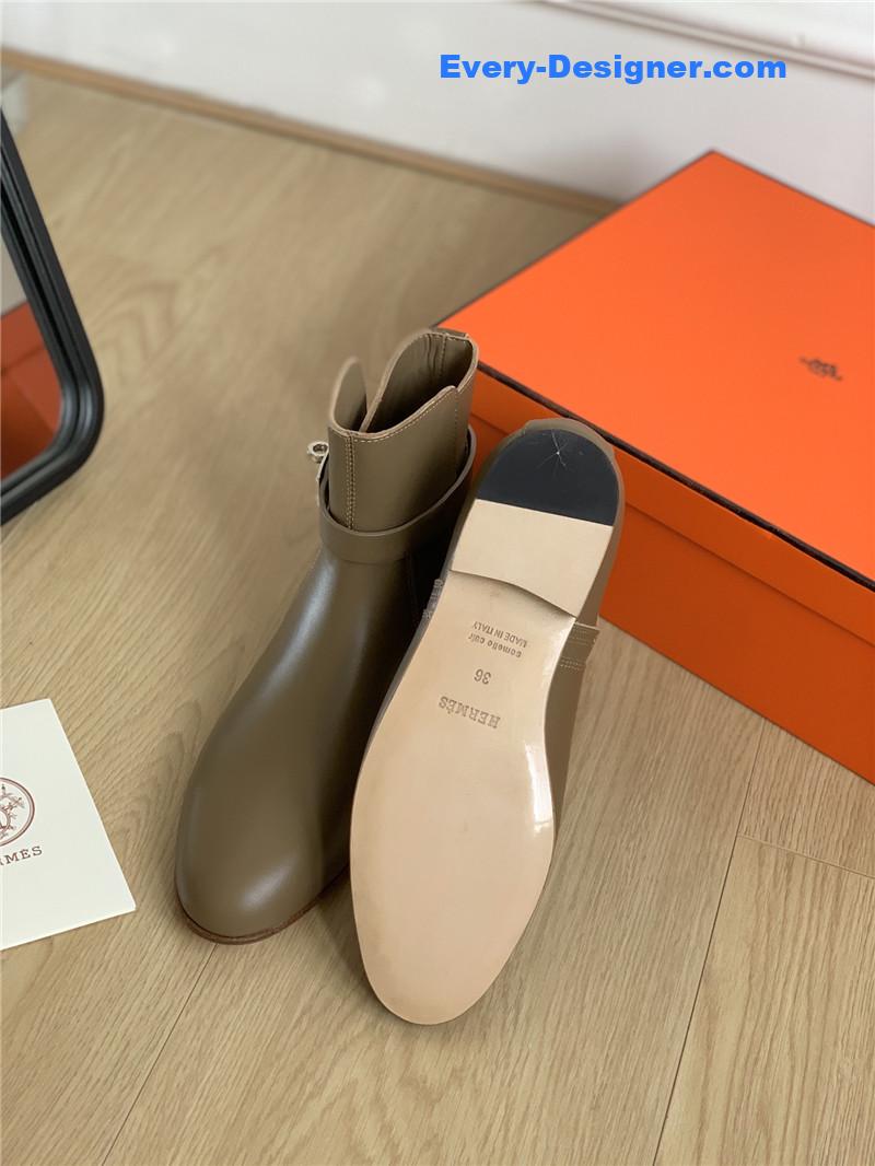 H**me5 classic kelly buckle boots