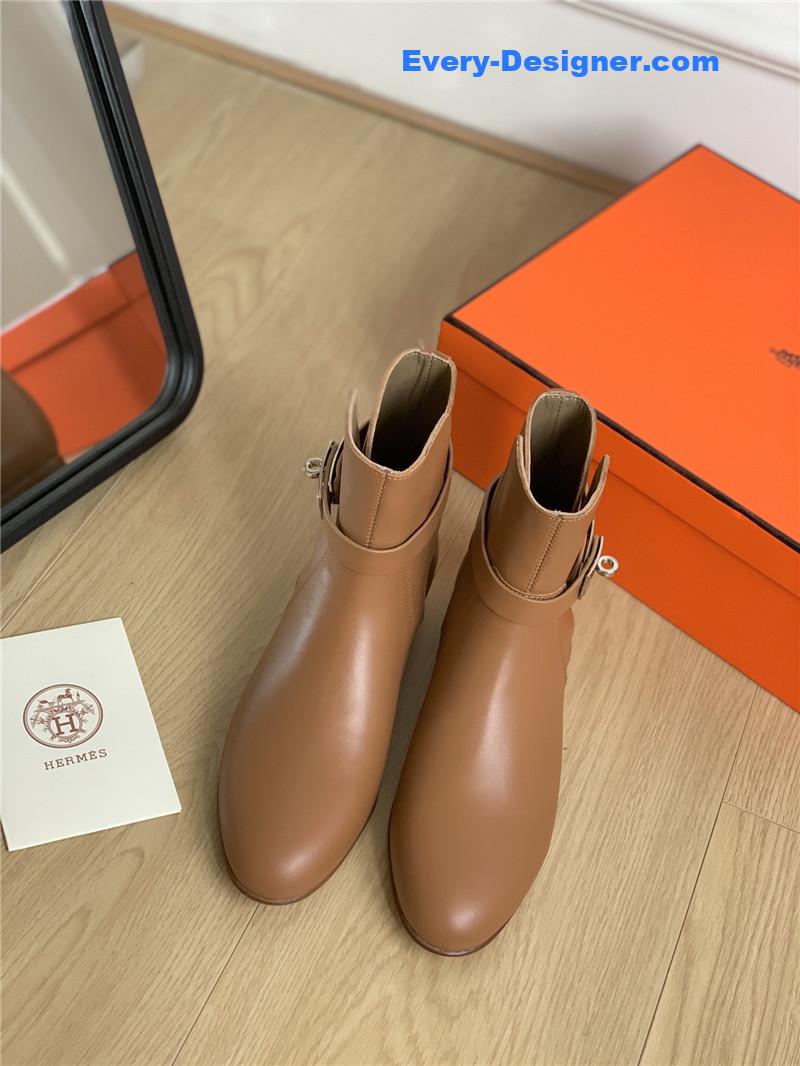 H**me5 classic kelly buckle boots