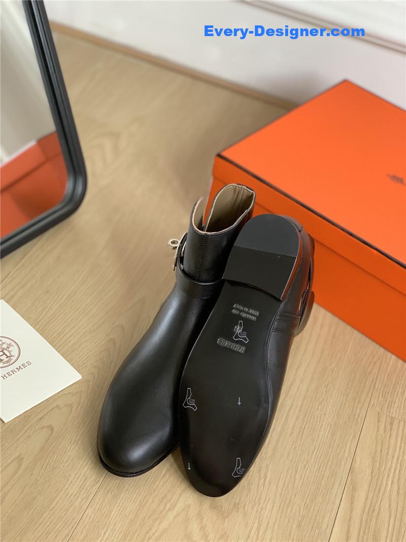 H**me5 classic kelly buckle boots