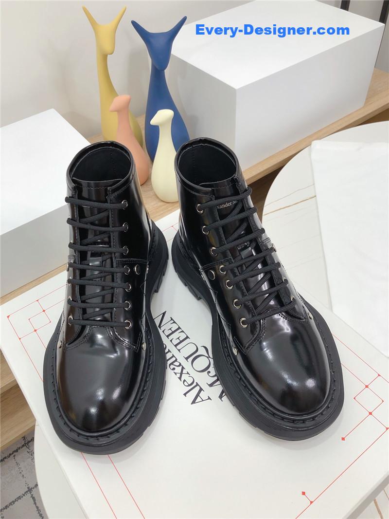 a1exa*der Mcqv*en new strappy boots