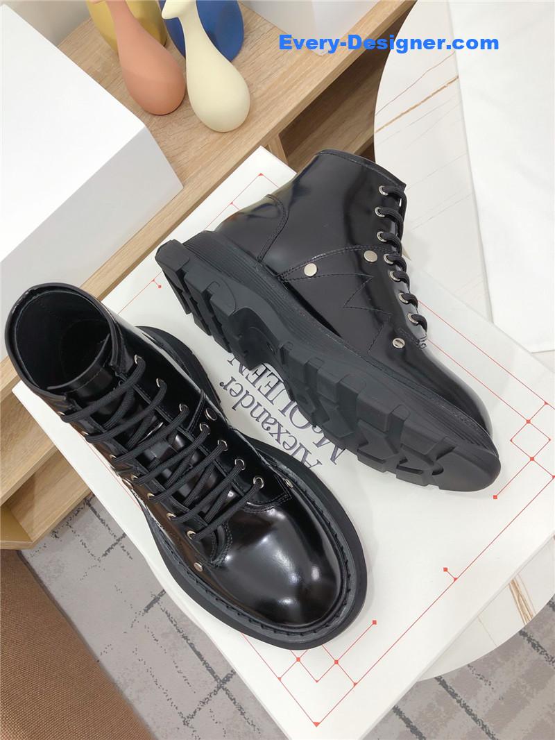 a1exa*der Mcqv*en new strappy boots