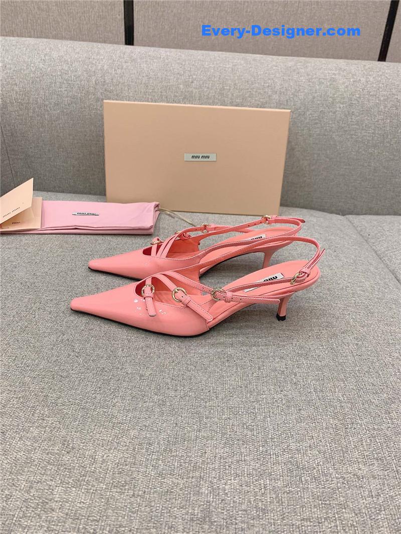 M1um1u catwalk style pointed toe kitten heels