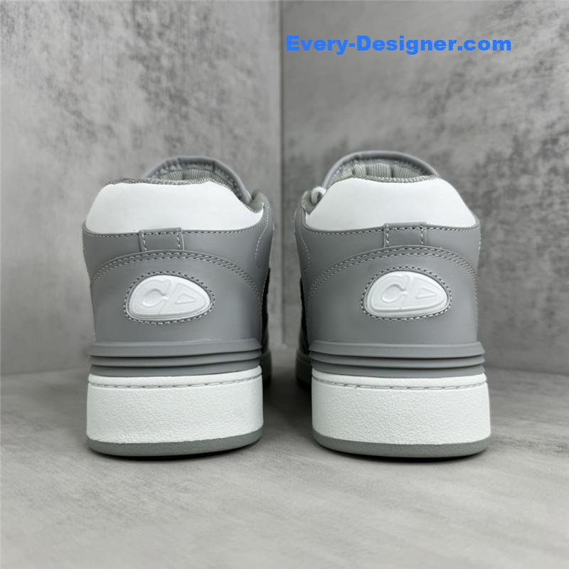 D10r new casual sneakers