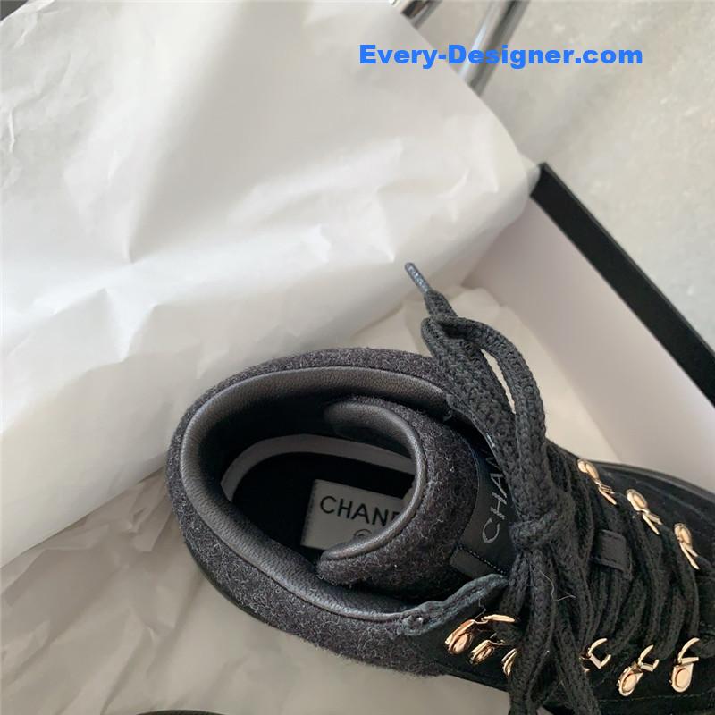 Ch**el new limited edition coco neige snow boots