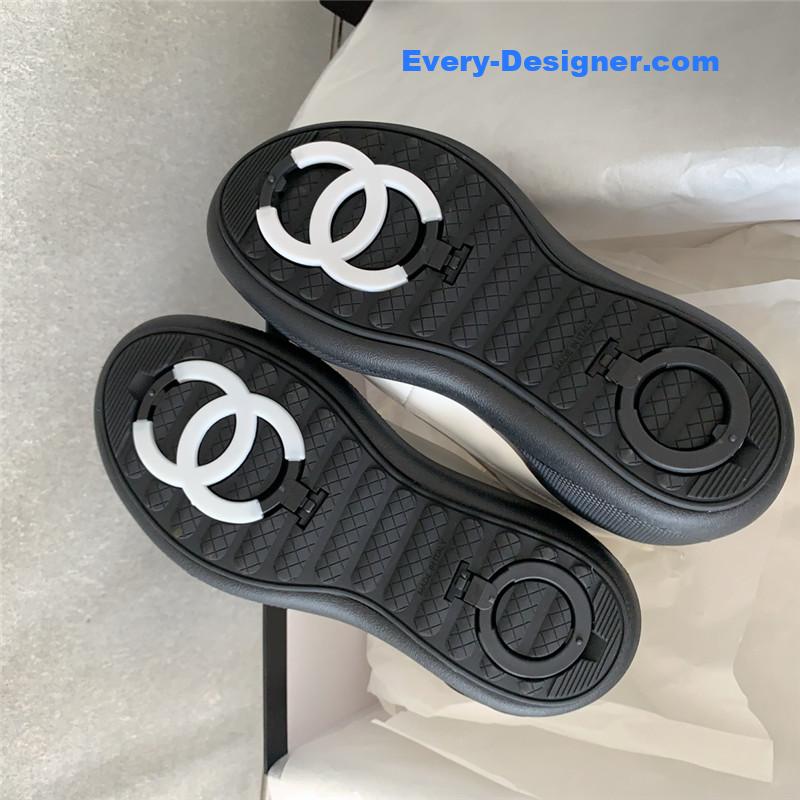 Ch**el new limited edition coco neige snow boots