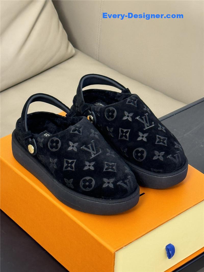 l0vis Vvtt0n lv platform slippers