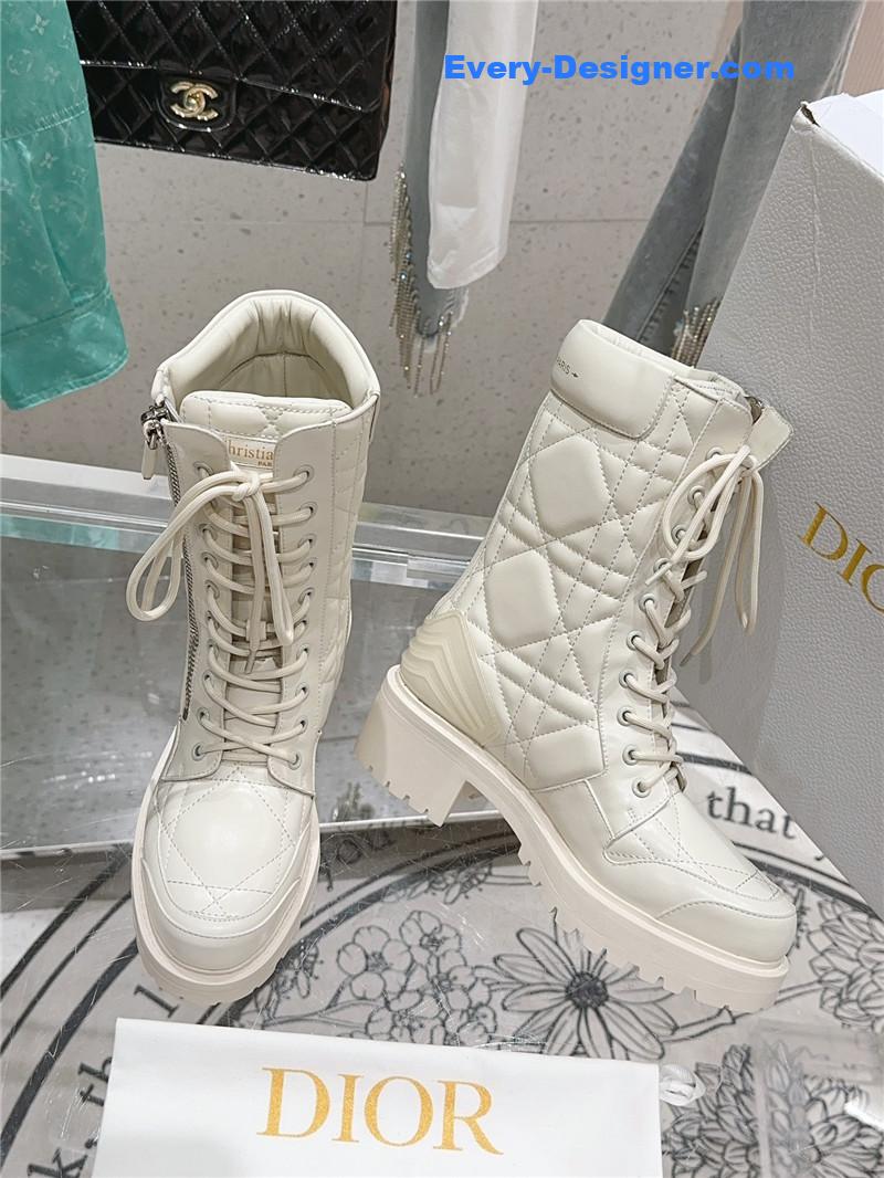 D10r d-leader martin boots women’s white