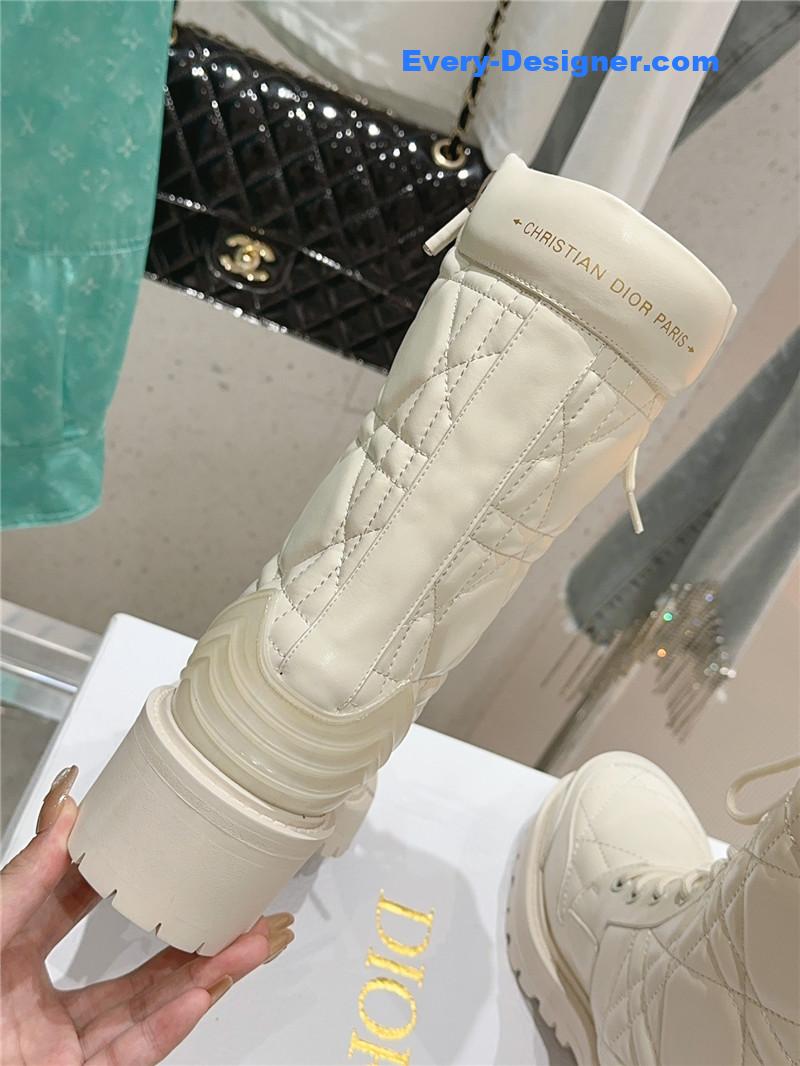 D10r d-leader martin boots women’s white