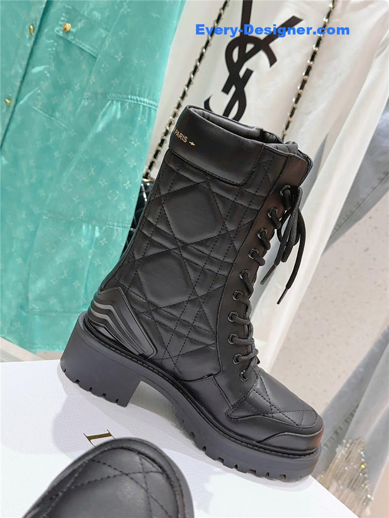 D10r d-leader martin boots women’s black