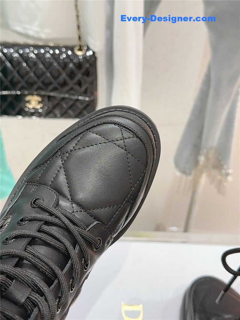 D10r d-leader martin boots women’s black