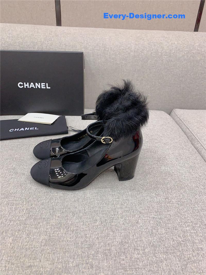 Ch**el new furry high heels