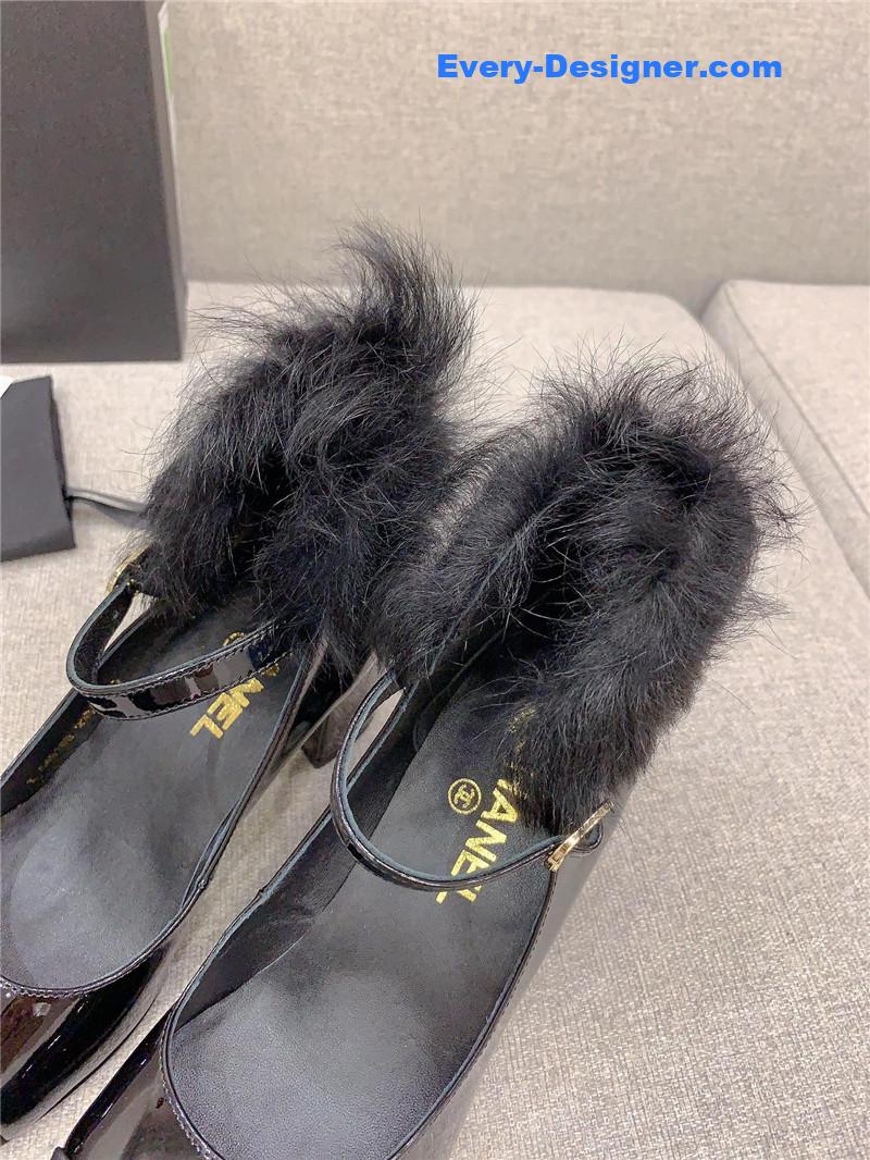 Ch**el new furry high heels