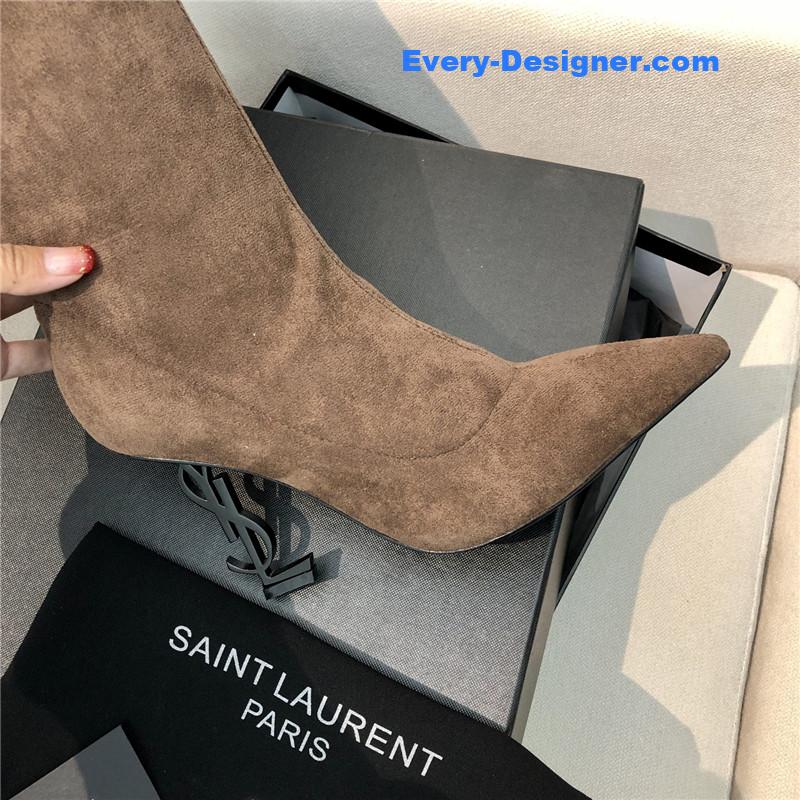 Y51 letter heel pointed toe high heel boots