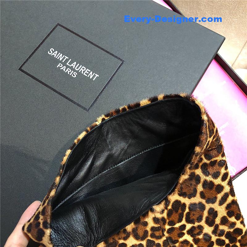 Y51 letter heel pointed toe high heel boots