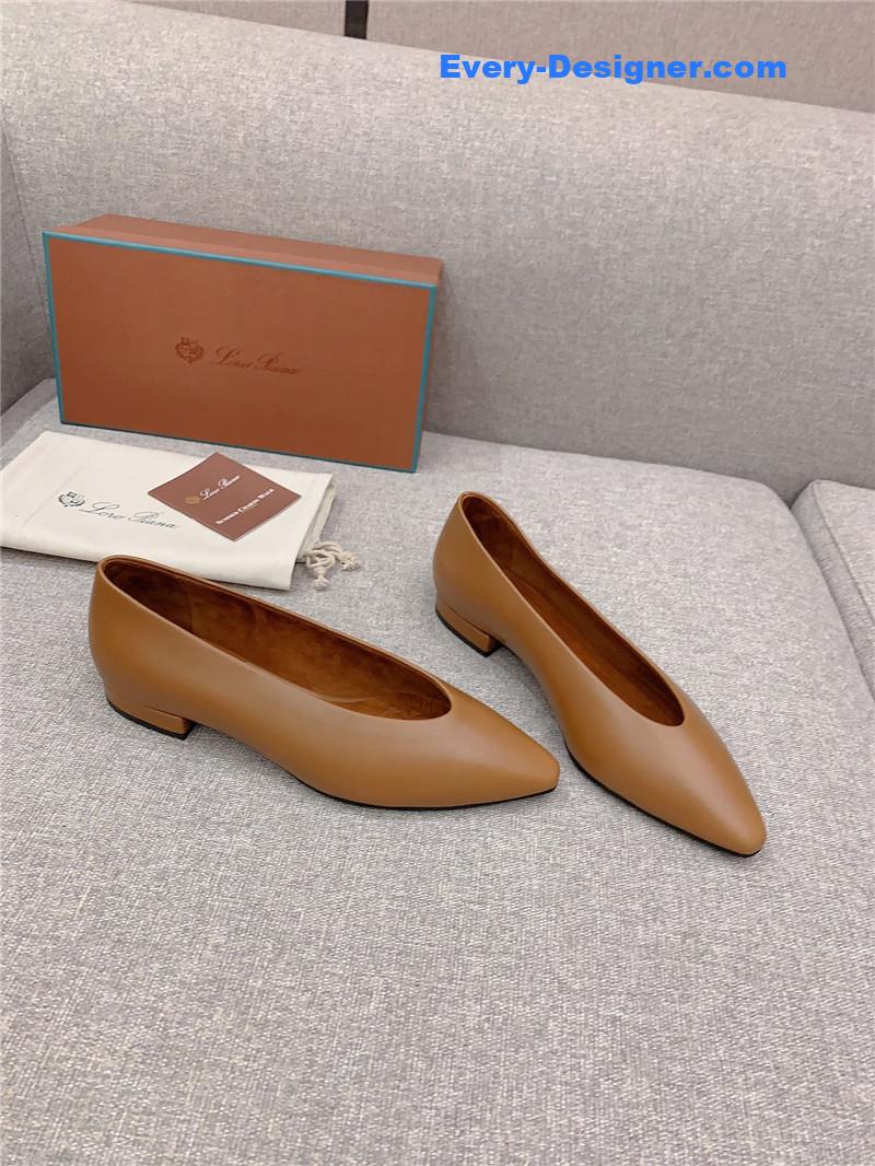 L0r0 P1ana new pointed toe witch flat shoes