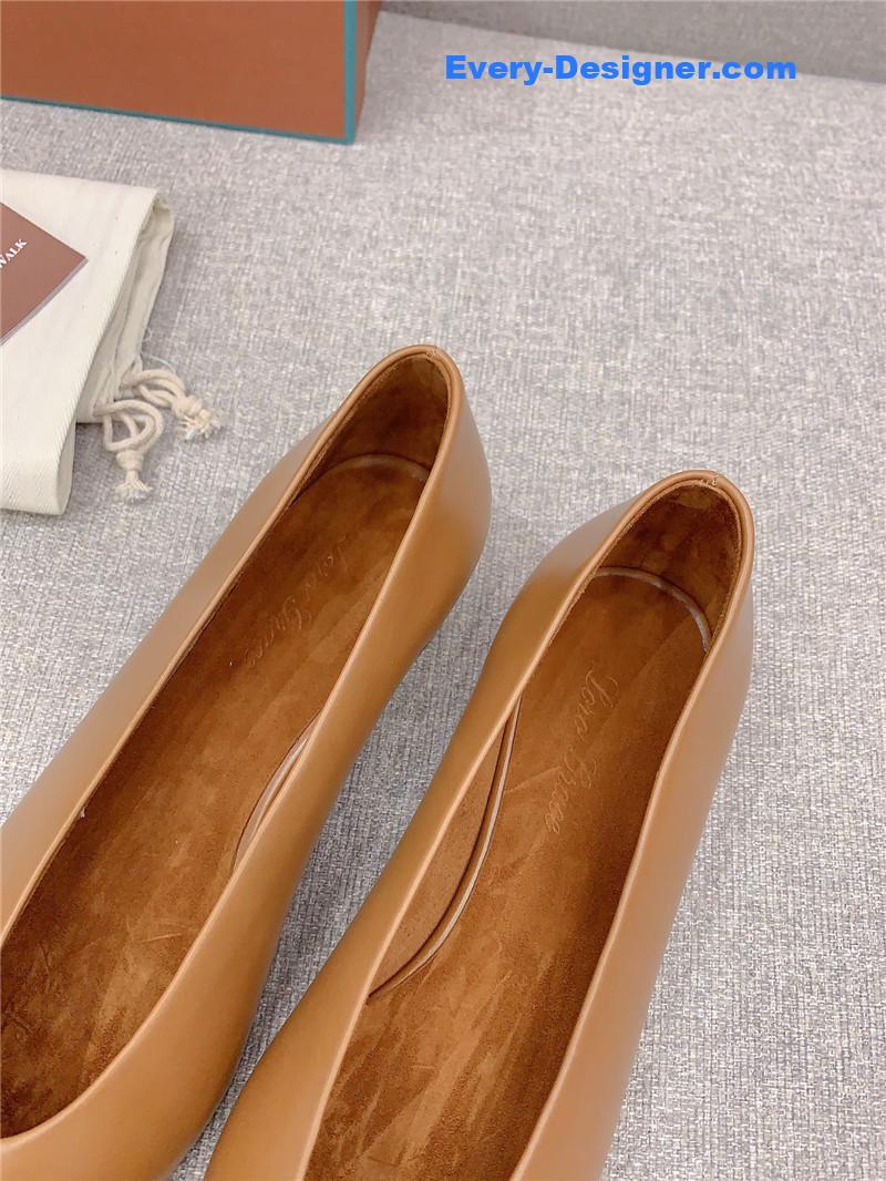 L0r0 P1ana new pointed toe witch flat shoes