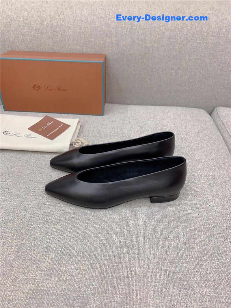 L0r0 P1ana new pointed toe witch flat shoes