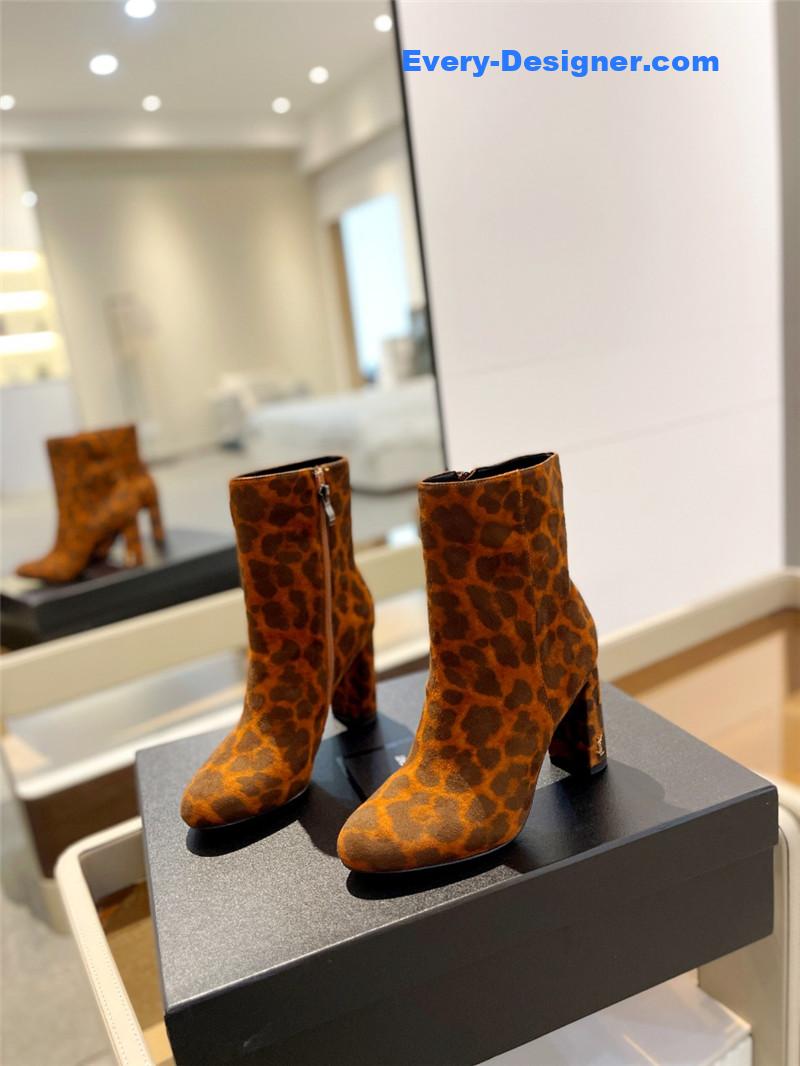 Sa1nt Lau*nt leopard heel suede boots
