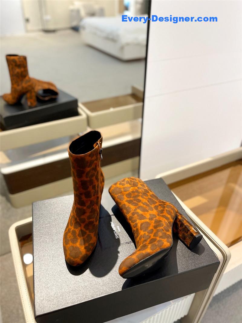 Sa1nt Lau*nt leopard heel suede boots