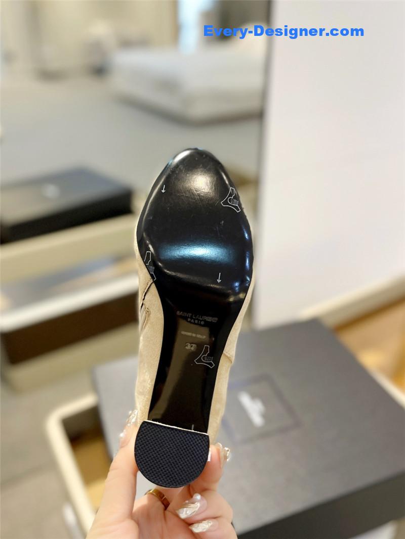 Sa1nt Lau*nt beige heel suede boots