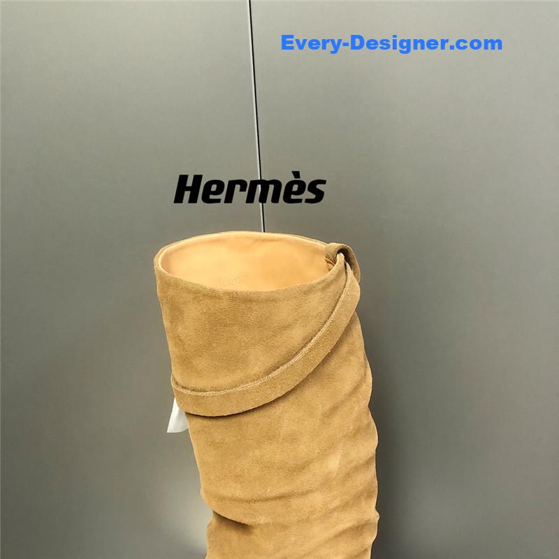 H**me5 beige suede knee-length boots