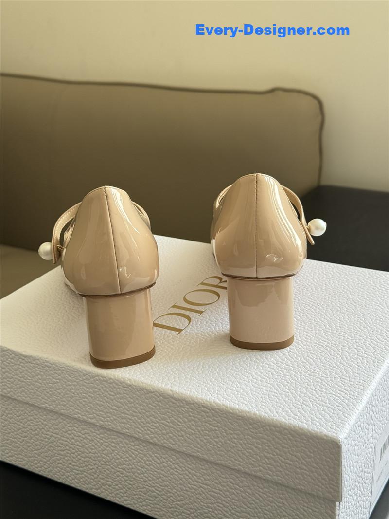 D10r small square toe mary jane shoes