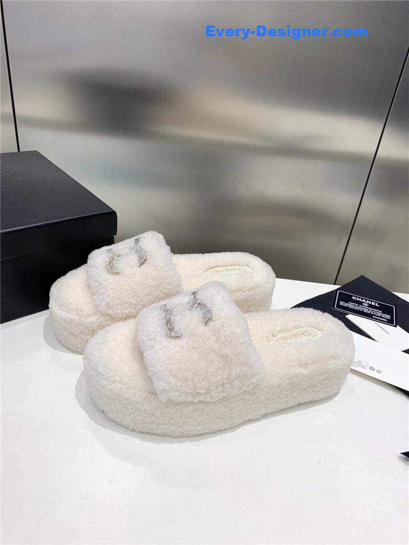 Ch**el double c rhinestone thick sole fur slippers