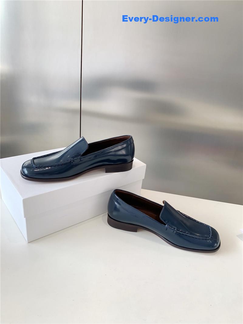 The R0w slip-on loafers