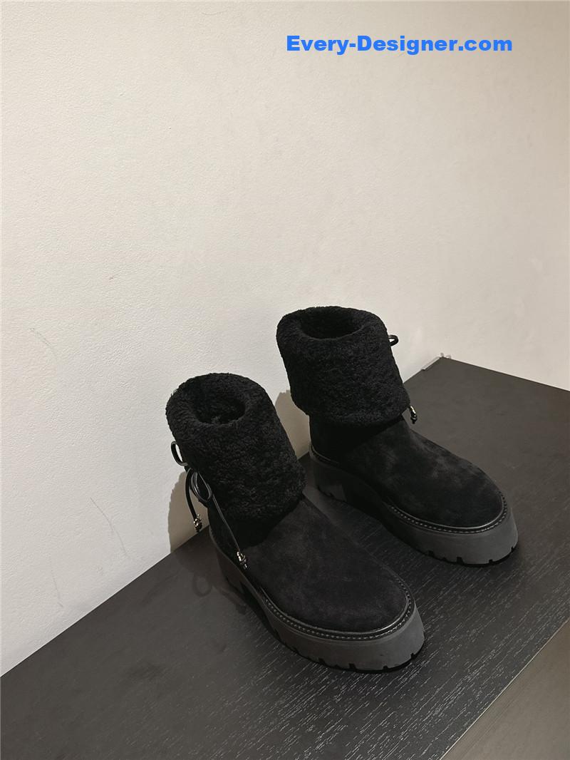 Ce1i*e bulky cropped boot in black