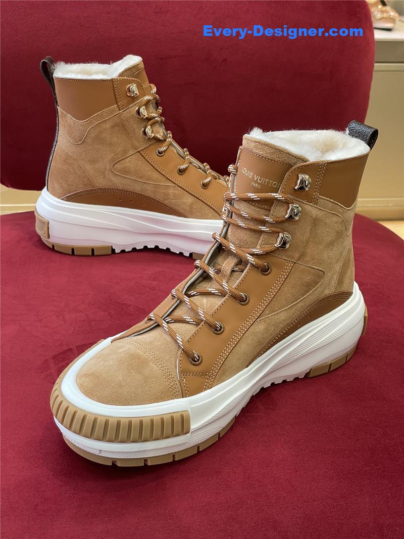 l0vis Vvtt0n lv squad shearling sneaker boots in brown