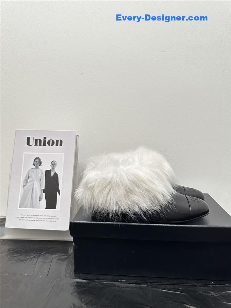 Ch**el new princess furry short boots