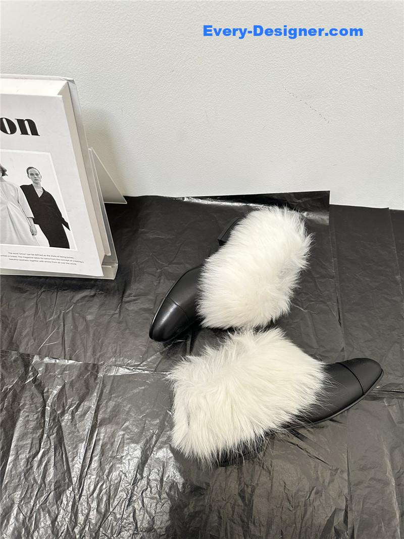 Ch**el new princess furry short boots