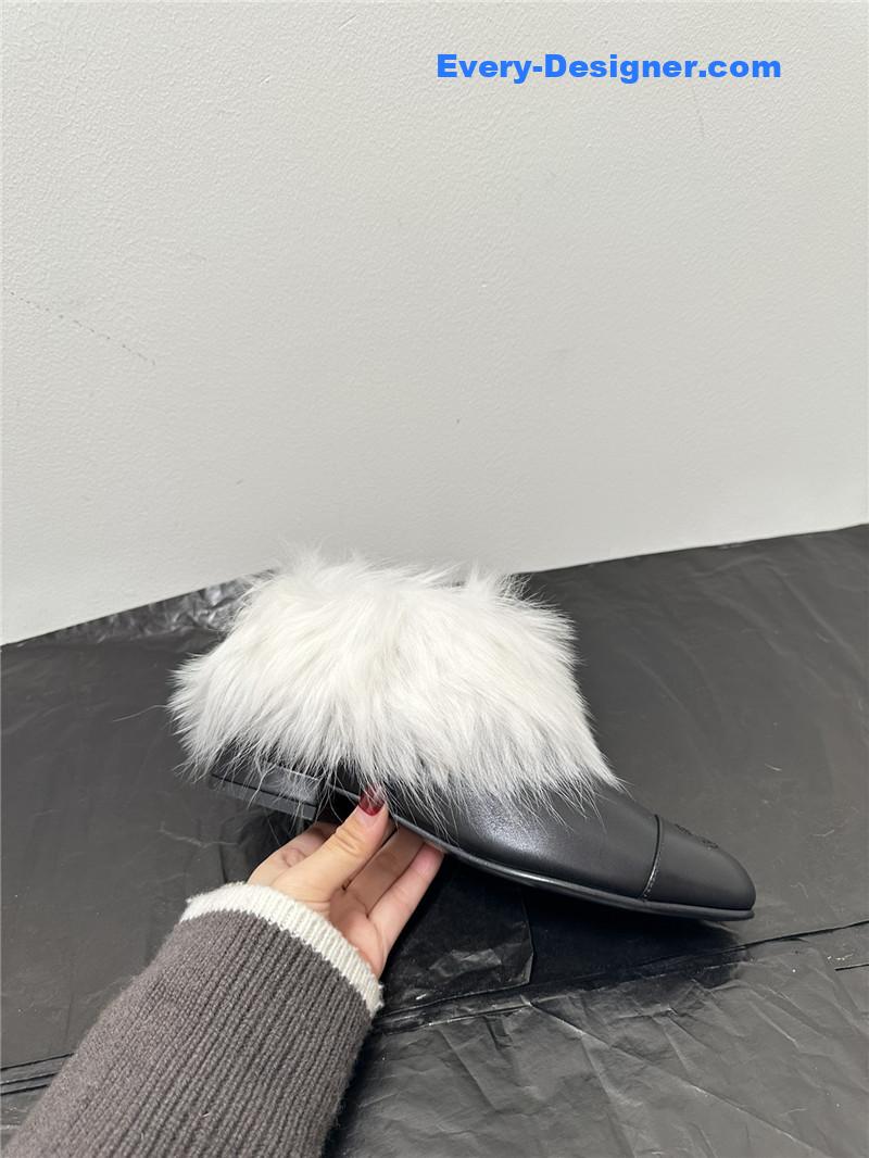 Ch**el new princess furry short boots